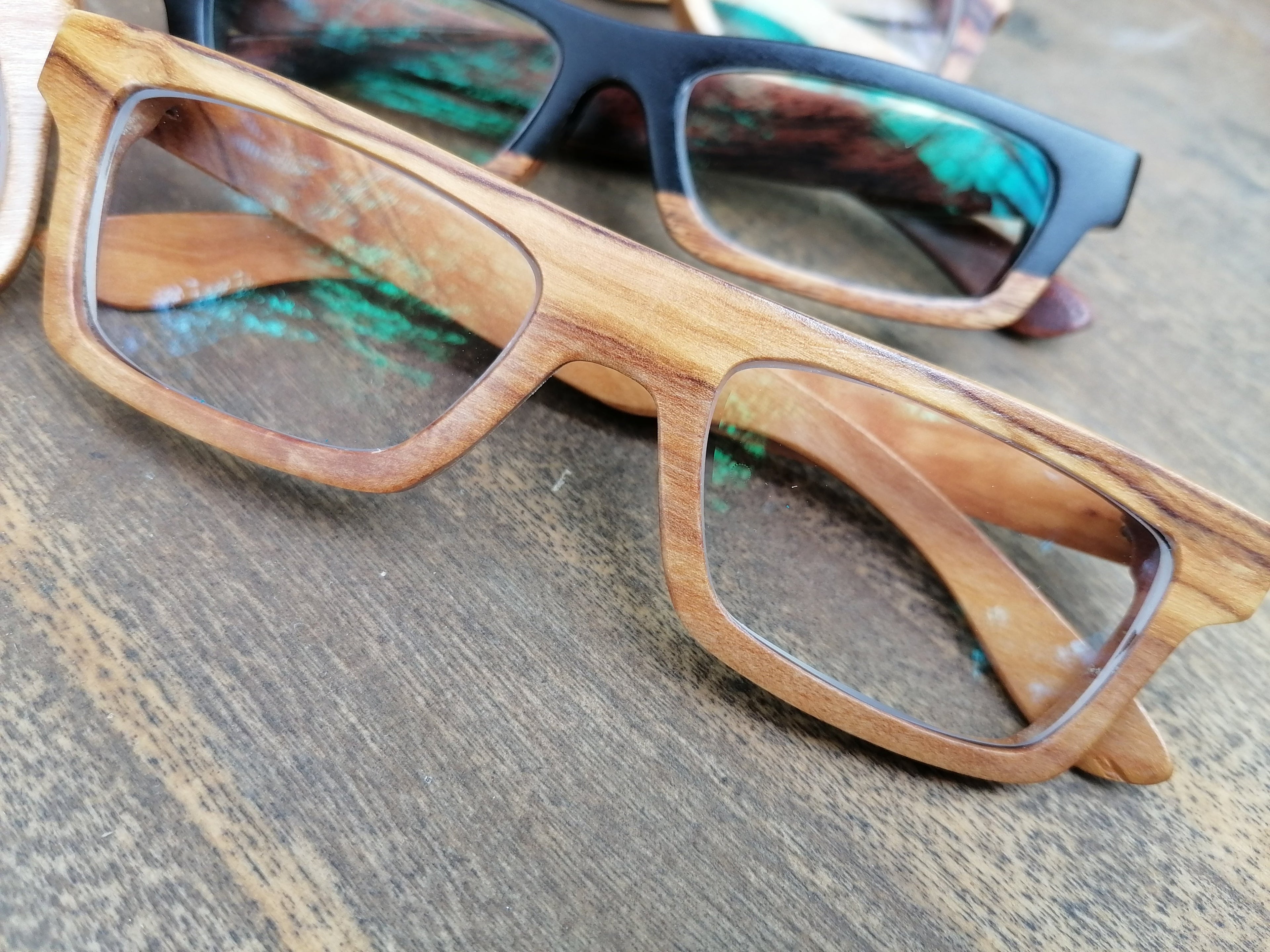 olive wood KNIGHT