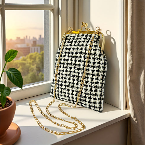 Blanc blanc plaid cloth kiss lock phone bag